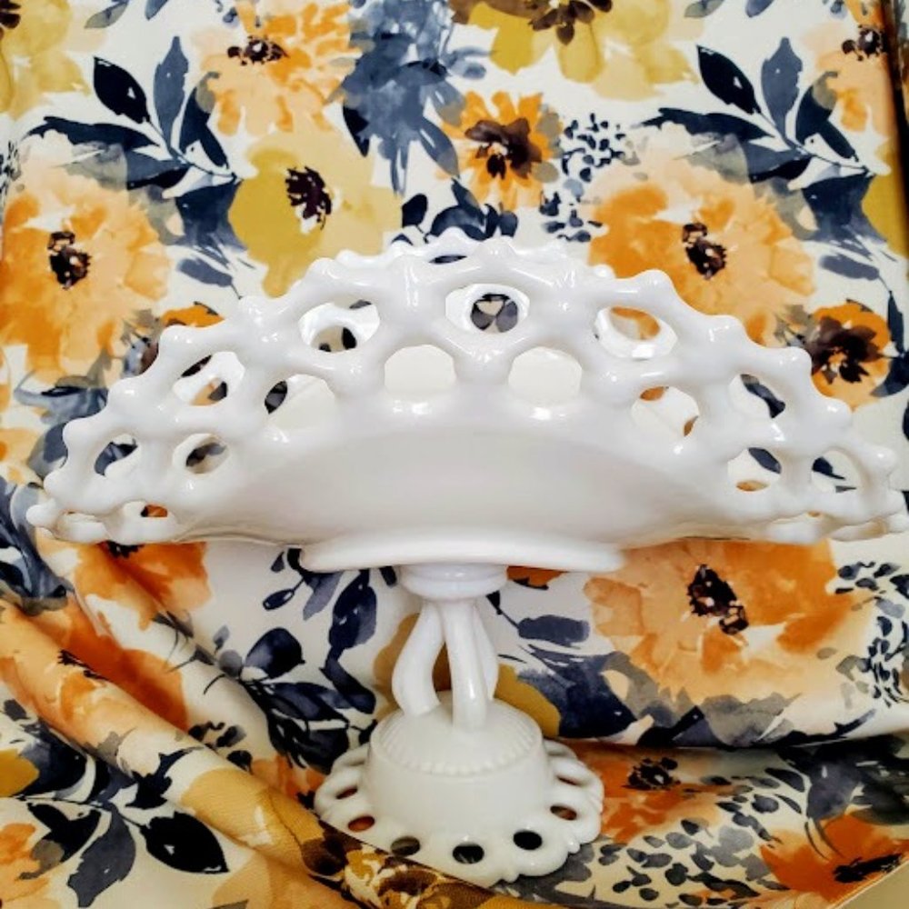 Westmoreland Vintage Milk Glass Pedestal Bowl/Basket - Picture 1 of 9